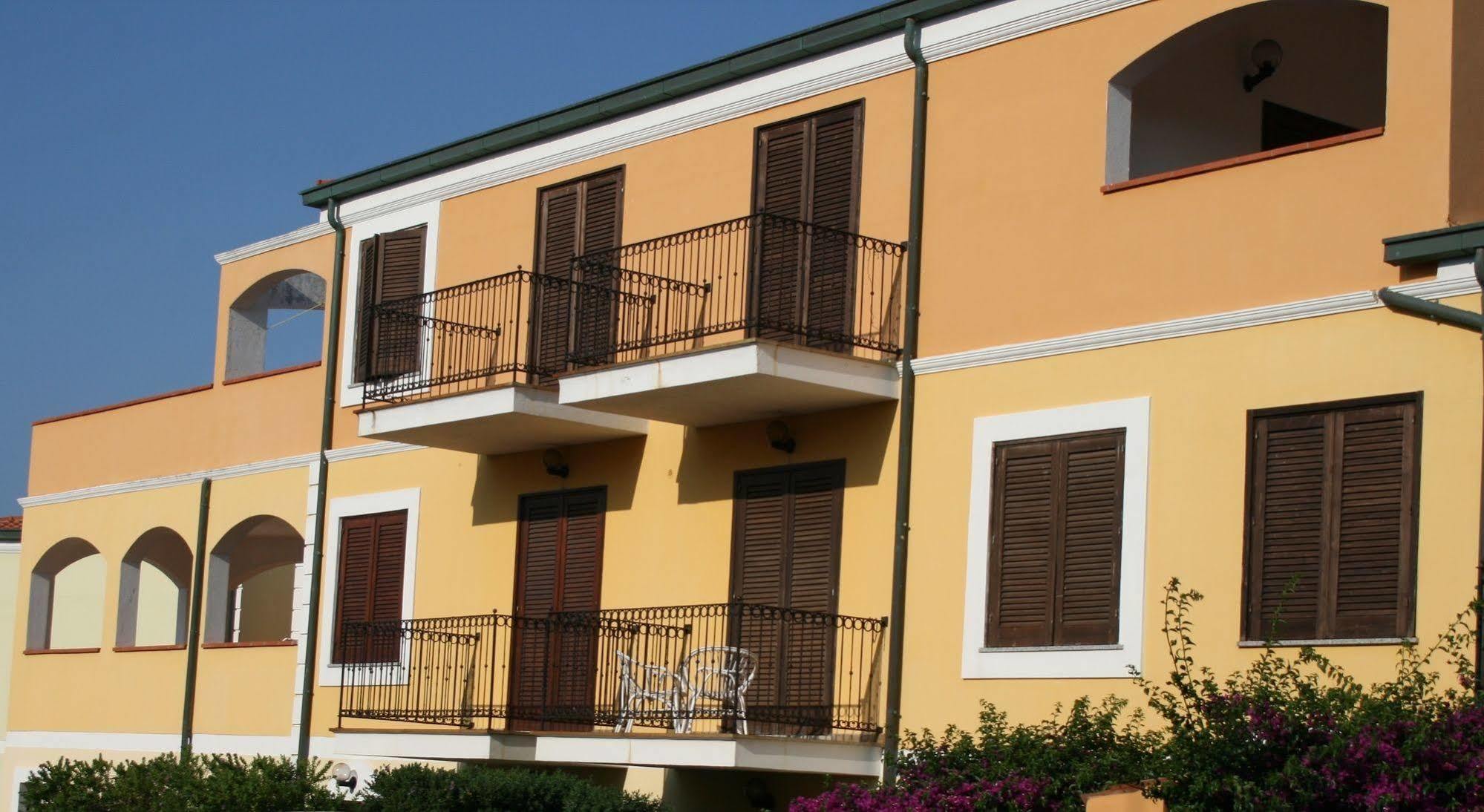 Residence Le Pavoncelle Санта-Тереза-Галлура Экстерьер фото